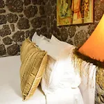 Trikalon Muses Art Μέση Συνοικία Τρικάλων
