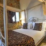 Guest house Trikalon Muses Art Suites 4*