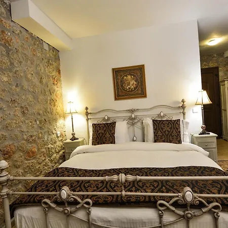 Trikalon Muses Art Suites 4*