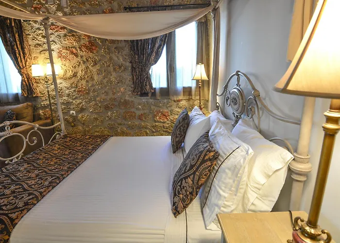 Trikalon Muses Art 4*